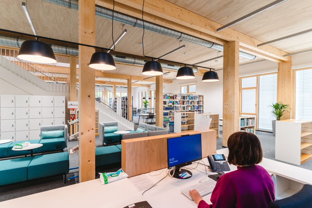 Empfang in der Zukunftsbibliothek (Foto: Johannes Buldmann)