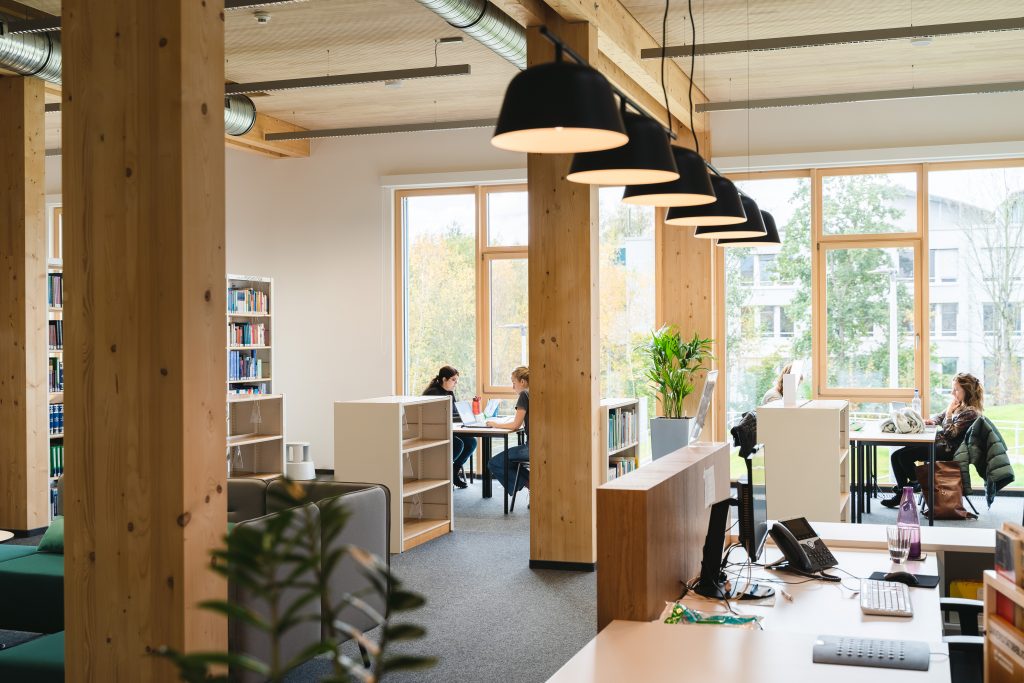 Platz für kleine Lerngruppen (Foto: Johannes Buldmann)